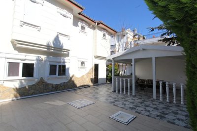 Exterior 7