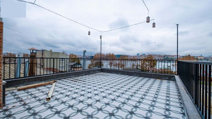 Image No.6-Commercial for sale