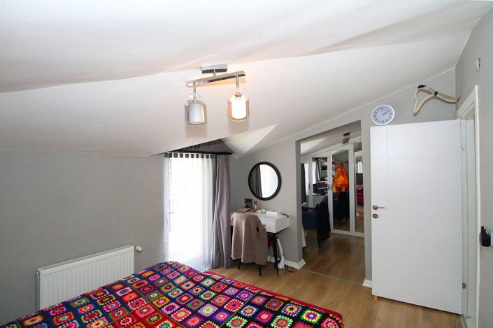 Image No.18-5 Bed Apartment for sale