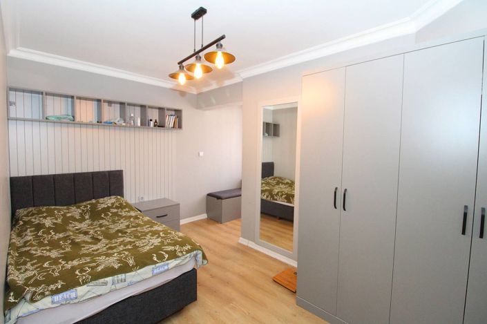 Image No.22-5 Bed Apartment for sale