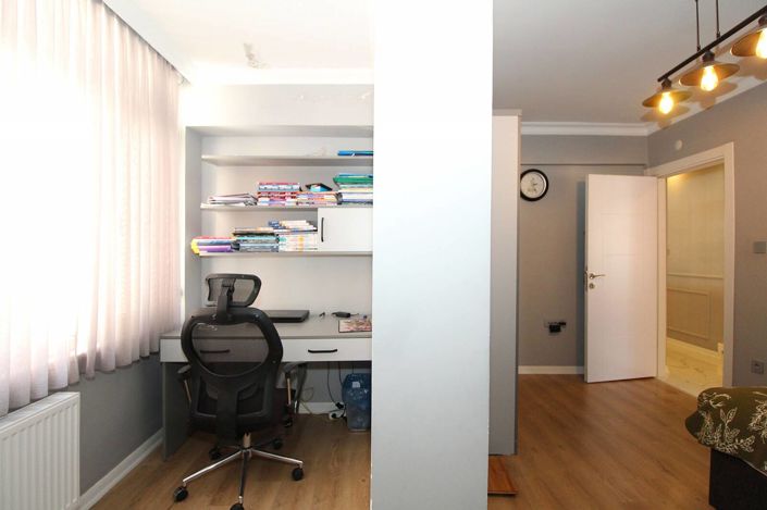 Image No.27-5 Bed Apartment for sale