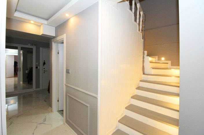 Image No.38-5 Bed Apartment for sale