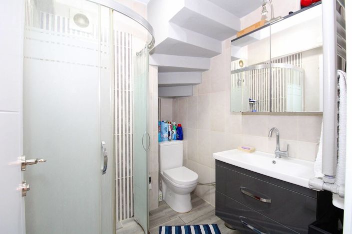 Image No.32-5 Bed Apartment for sale