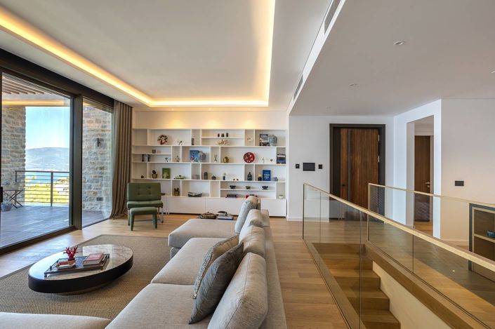 Image No.20-4 Bed Apartment for sale