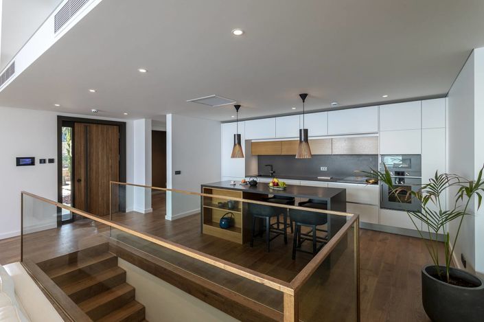 Image No.23-4 Bed Apartment for sale