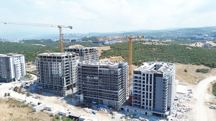 Image No.28-5 Bed Apartment for sale