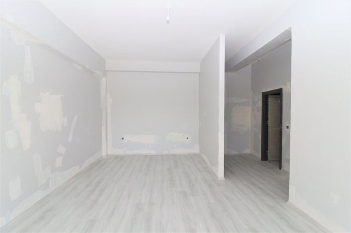 Image No.33-5 Bed Apartment for sale