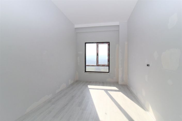 Image No.35-5 Bed Apartment for sale