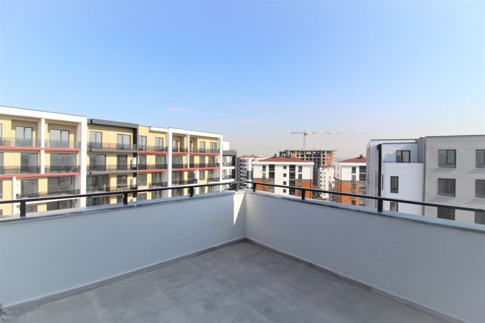 Image No.37-5 Bed Apartment for sale