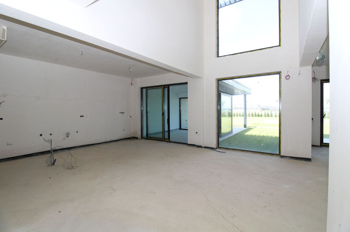 Image No.33-7 Bed House/Villa for sale