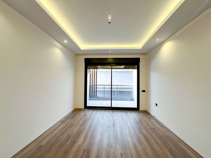 Image No.26-3 Bed Apartment for sale