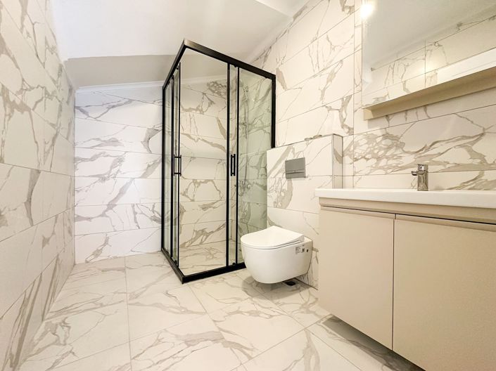 Image No.35-3 Bed Apartment for sale