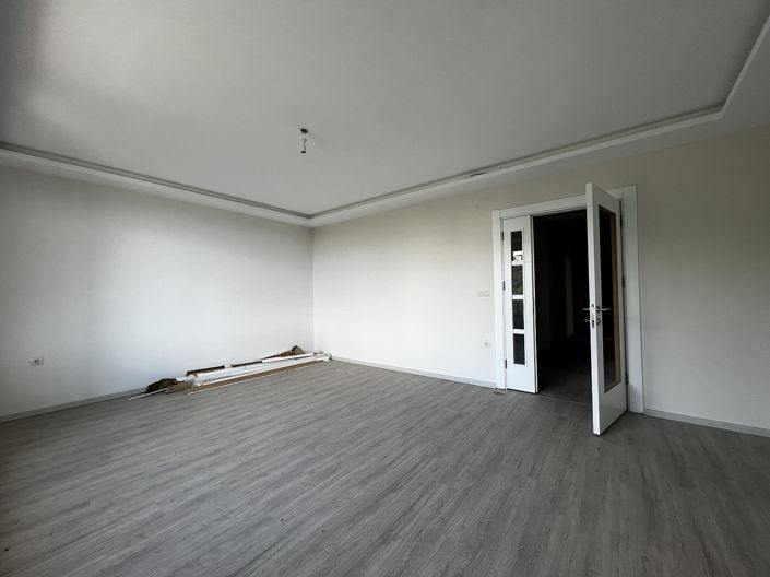 Image No.19-3 Bed Apartment for sale