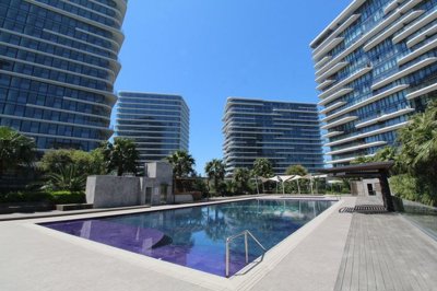 Exterior 8