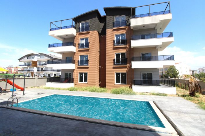 Image No.1-4 Bed Apartment for sale