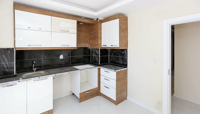 Image No.20-5 Bed Apartment for sale