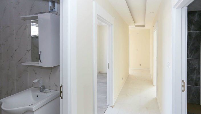 Image No.27-5 Bed Apartment for sale