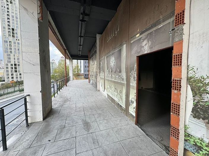 Image No.12-Commercial for sale