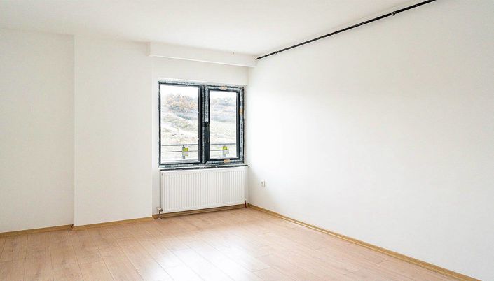 Image No.20-2 Bed Apartment for sale