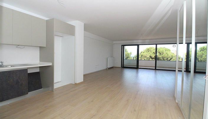 Image No.21-2 Bed Apartment for sale