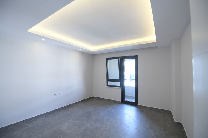 Image No.13-2 Bed Apartment for sale