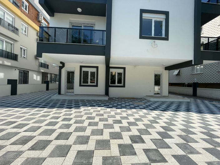 Image No.10-2 Bed Apartment for sale