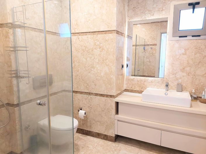 Image No.20-3 Bed Apartment for sale