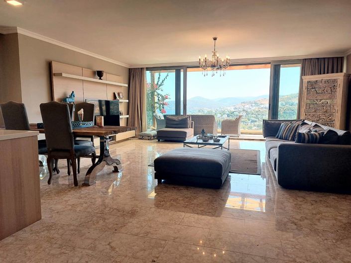 Image No.8-3 Bed Apartment for sale