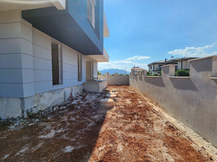 Image No.14-5 Bed House/Villa for sale