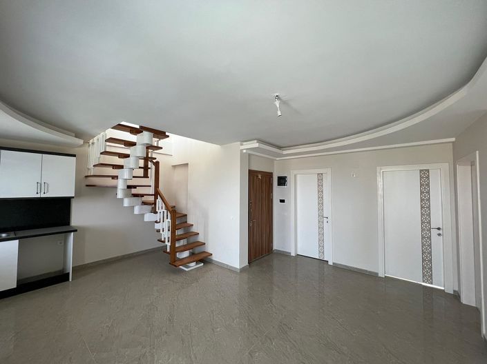 Image No.19-4 Bed Apartment for sale