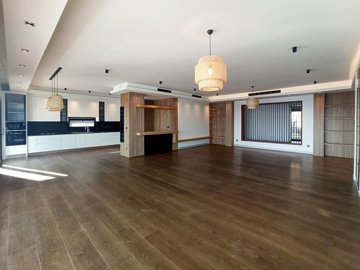 Interior 1