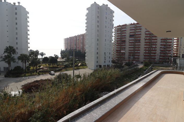 Image No.22-2 Bed Apartment for sale