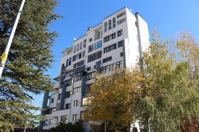 Exterior 1