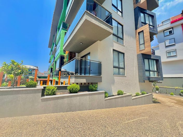 Image No.6-4 Bed Apartment for sale