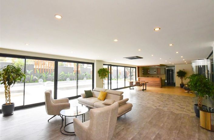 Image No.9-4 Bed Apartment for sale