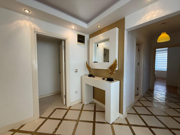 Image No.25-2 Bed Apartment for sale