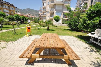 Exterior 9