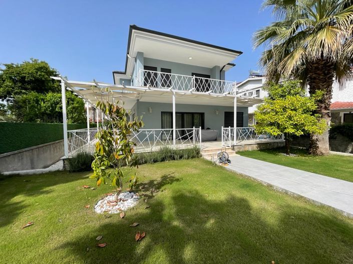 Image No.3-4 Bed House/Villa for sale