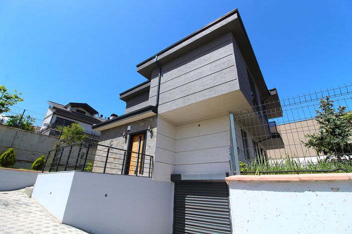 Image No.10-4 Bed House/Villa for sale