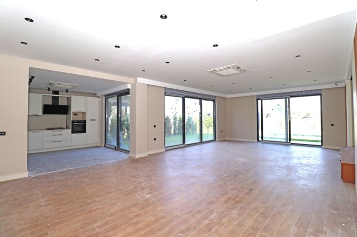 Image No.11-4 Bed House/Villa for sale