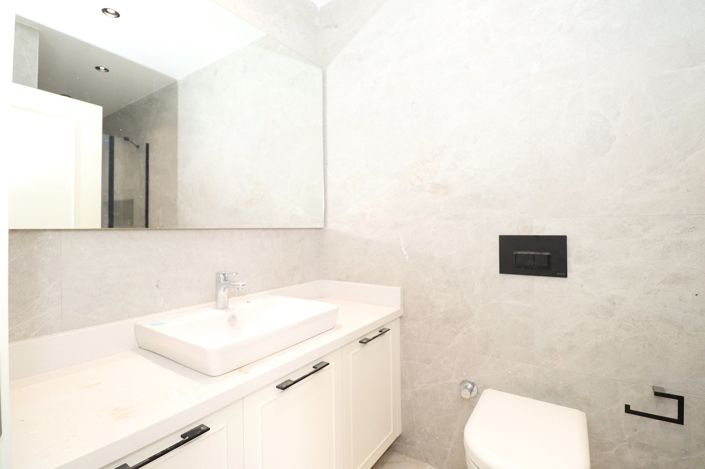 Image No.18-4 Bed House/Villa for sale