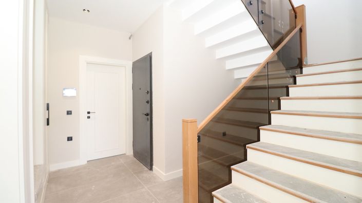 Image No.20-4 Bed House/Villa for sale