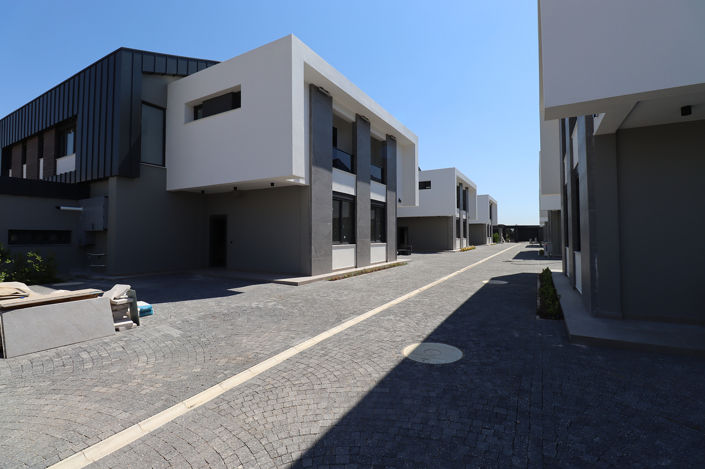 Image No.3-4 Bed House/Villa for sale