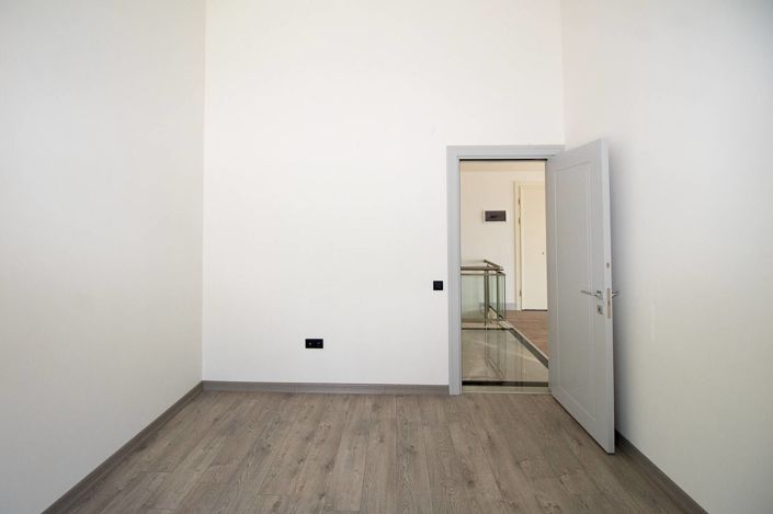 Image No.29-3 Bed Apartment for sale