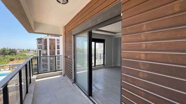 Image No.29-3 Bed Apartment for sale