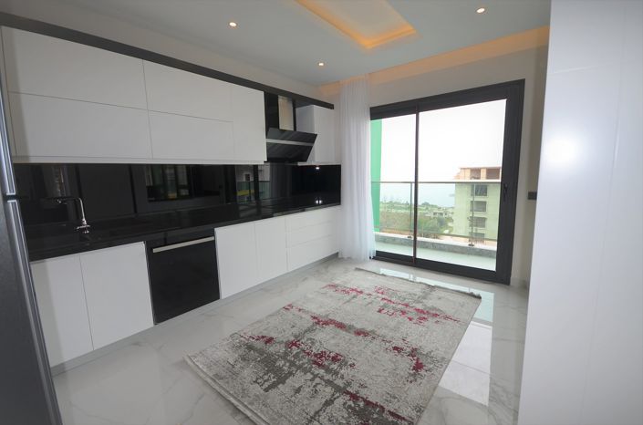 Image No.30-3 Bed Apartment for sale