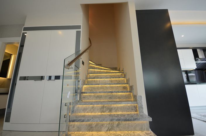 Image No.33-3 Bed Apartment for sale