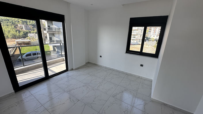 Image No.22-1 Bed Apartment for sale