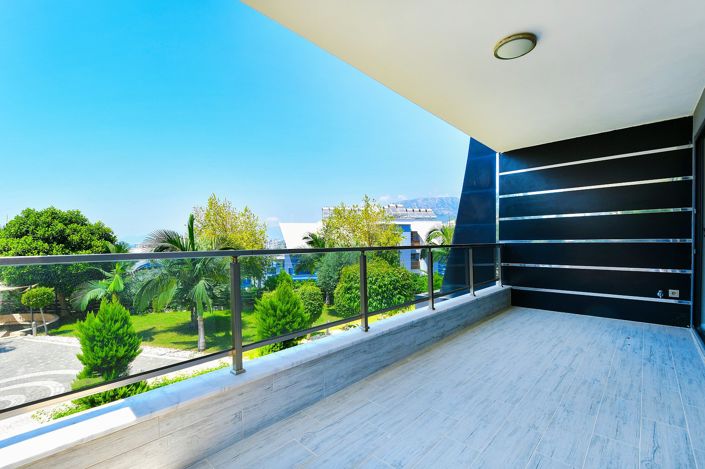 Image No.34-3 Bed Apartment for sale