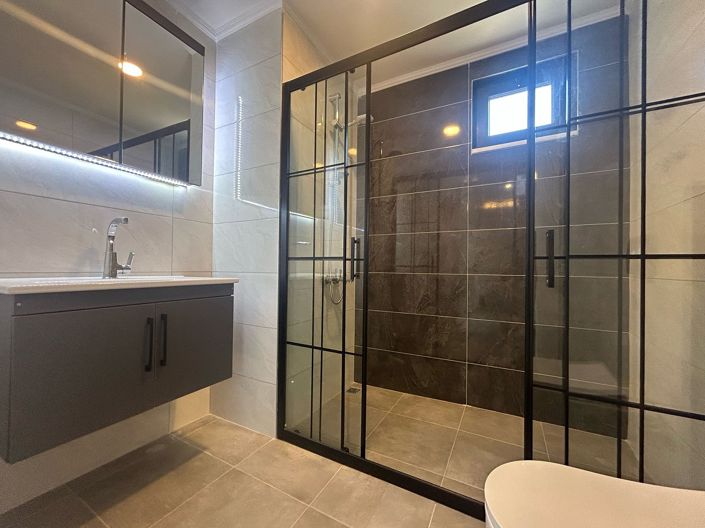 Image No.20-2 Bed Apartment for sale